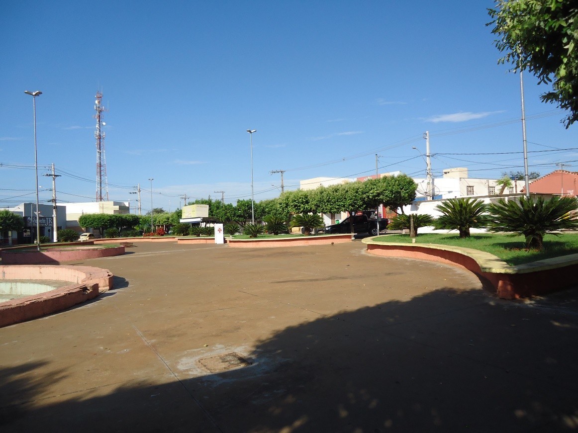 PRAÇA DO BAIRRO NOSSA SENHORA DE FÁTIMA – PAPA JOÃO XVIII – PRAÇA DO PAULINHO