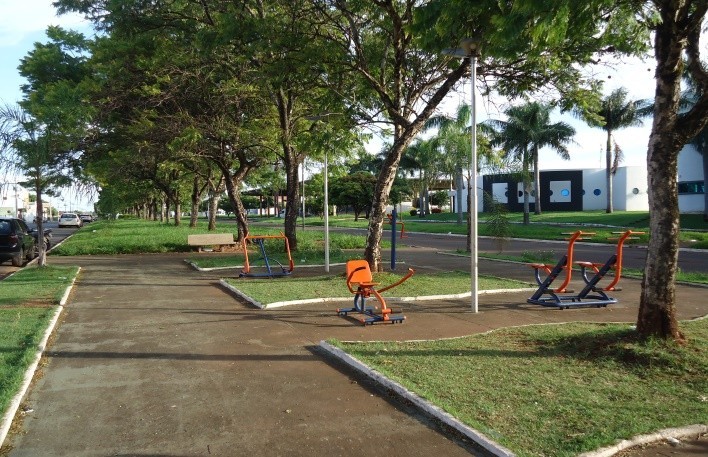 ACADEMIAS AO AR LIVRE PRAÇA DA RODOVIÁRIA